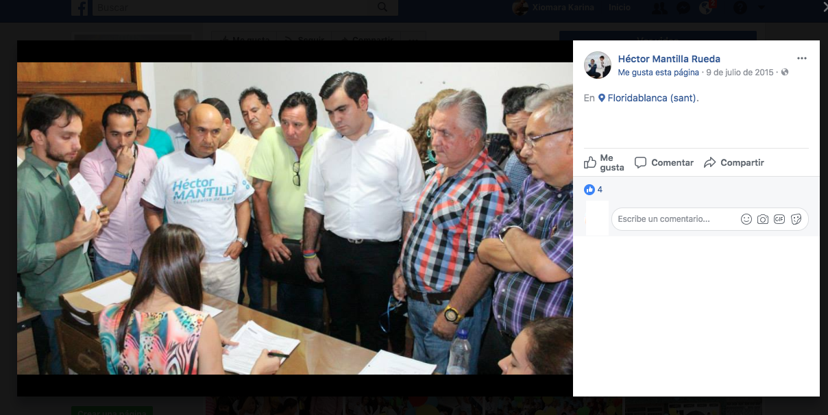 Entrega de firmas del movimiento Renace Floridablanca